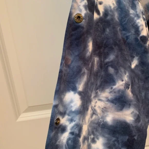 Young Fabulous & Broke Tie Dye Hooded Cropped Sweatshirt Size Small Medi… - Picture 7 of 8